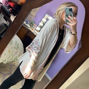 🌸🌼 embroidered sleeve summer coverup 🌼🌸